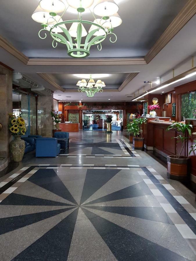 The Park Hotel Sukhumvit 7 Bangkok Zewnętrze zdjęcie