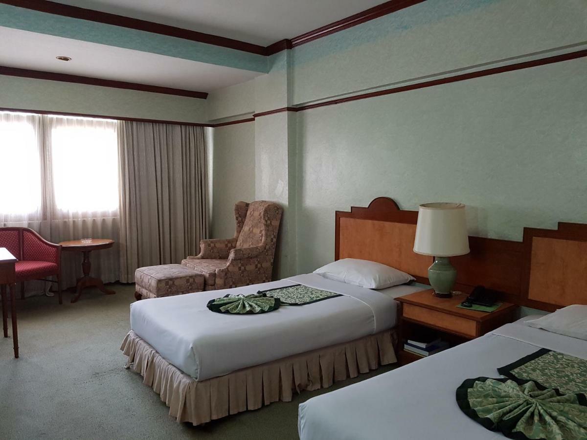The Park Hotel Sukhumvit 7 Bangkok Zewnętrze zdjęcie